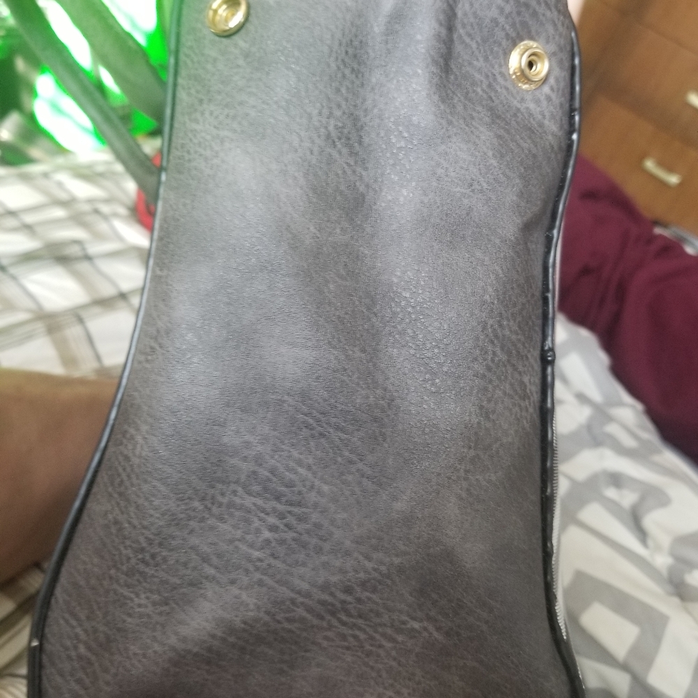 Authentic Michael Kors Purse - image 4